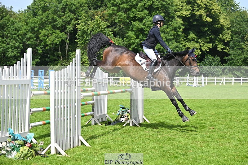 140626A-155533-00011 - Cld 46 Snr 1m 10 Grand Prix