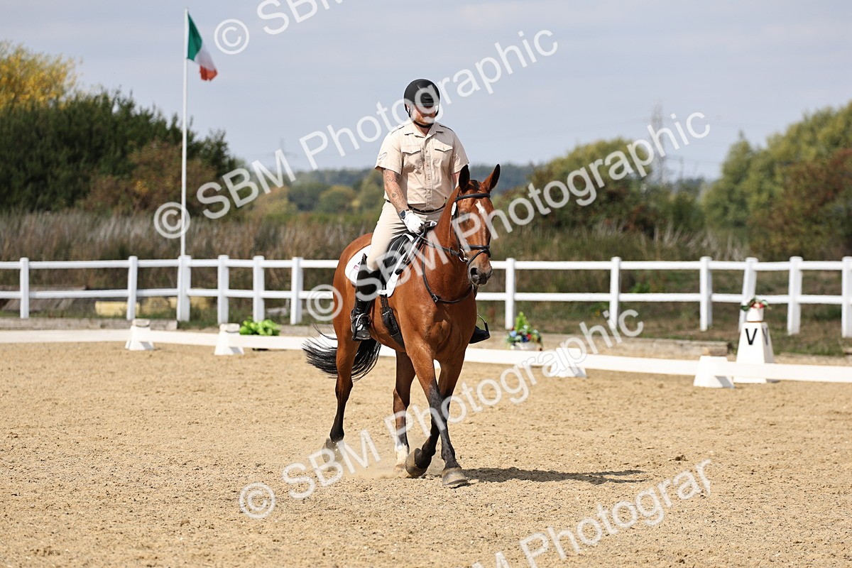 SBM_018733 - Class 16 - Novice 5 - 12.08-13.11