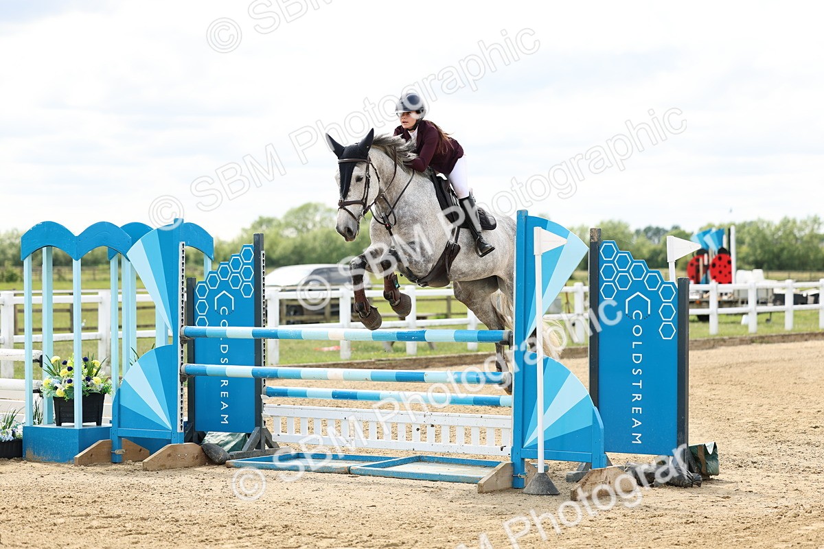 SBM_006007 - Class 19 - Senior Newcomers - 1.10m