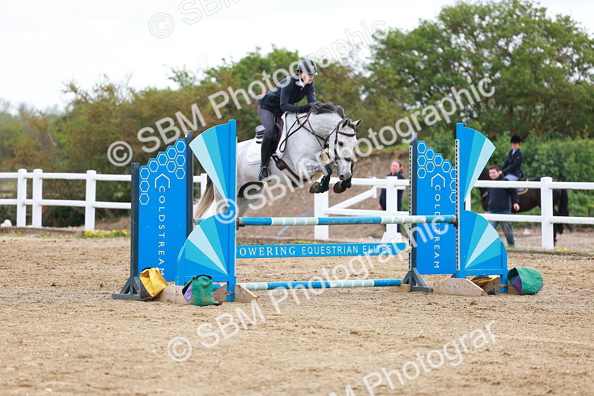 SBM_001993 - class 8 - Senior British Novice - 90cm