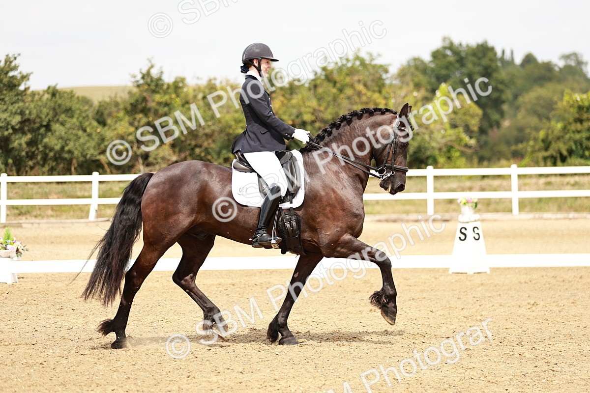 SBM_003685 - Class 7 - Advanced Medium 6 Gold - 13.16-14.36