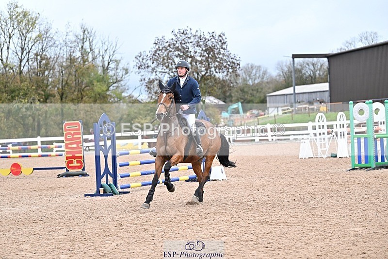 251029-100325-00139 - Discovery and 1m