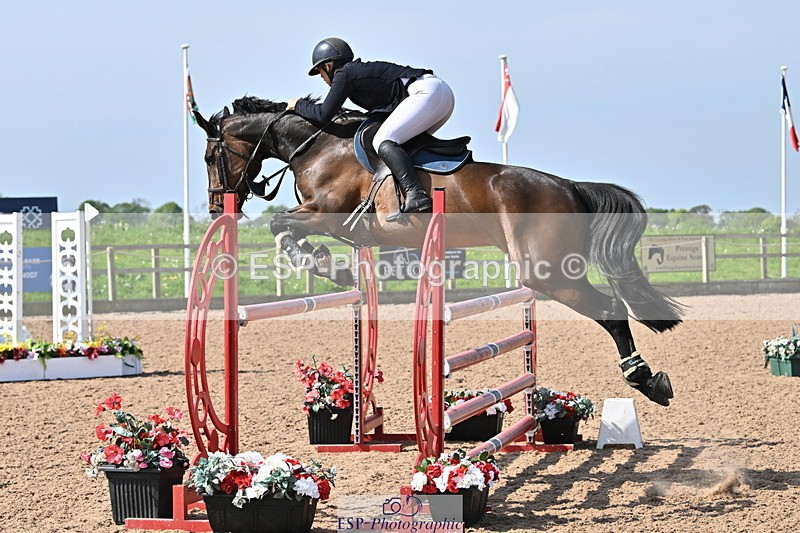 240509A-101959-00832 - Cls 8 Foxhunter