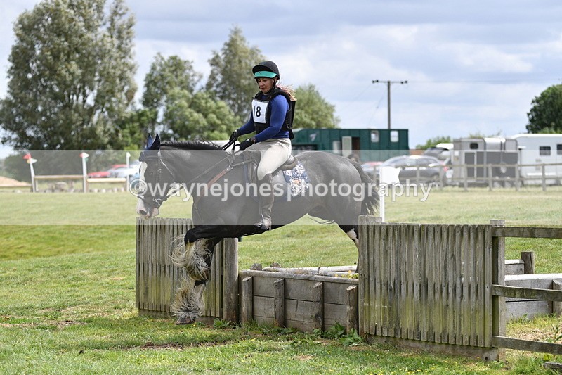 WJ5_2810 - Class 3 60cm Pairs