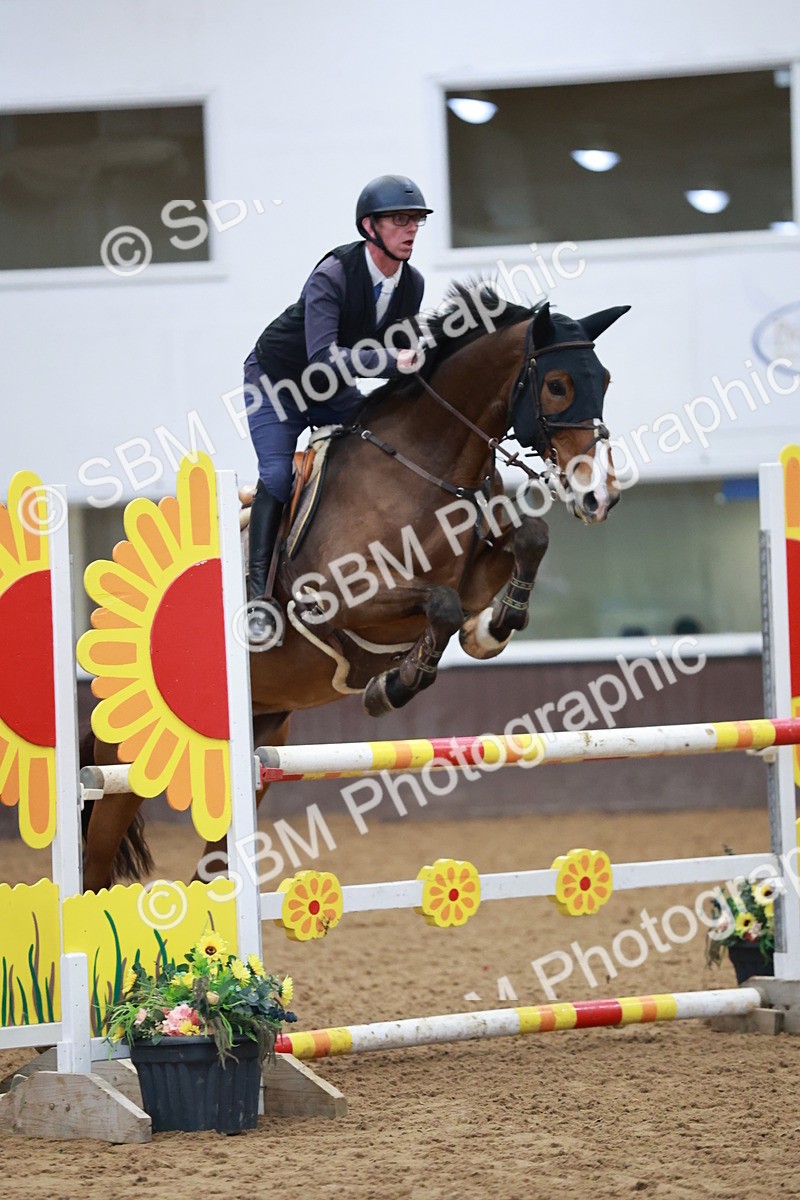 SBM_004054 - Class 11 - Senior Newcomers - 1.10m