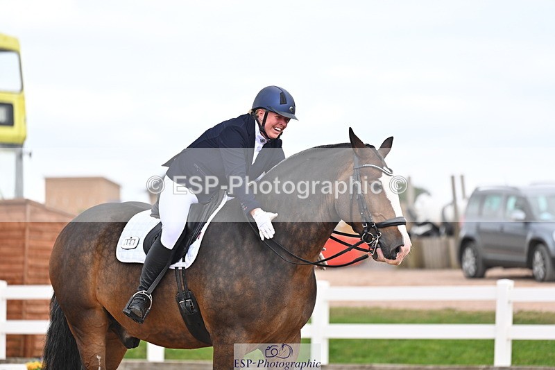 240817A-142641-09919 - 147-Abby.Hayes-Rathnagrew.Pride