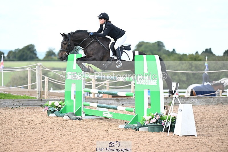 240913A-133647-04574 - Cls 15 Snr Foxhunter