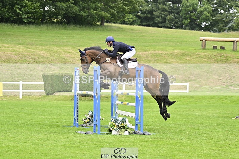 250613A-124037-01863 - Cls 3 Snr Foxhunter