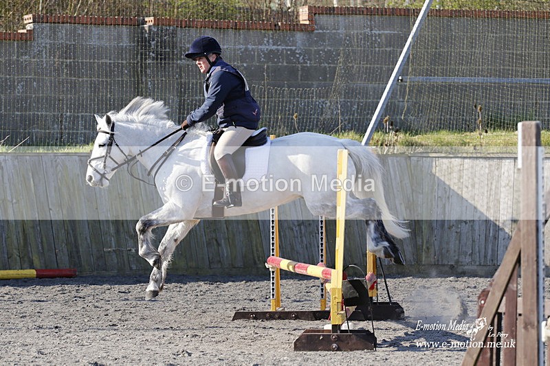_EST0128 - Bourne Valley Riding Club Winter Showjumping 27/03/22