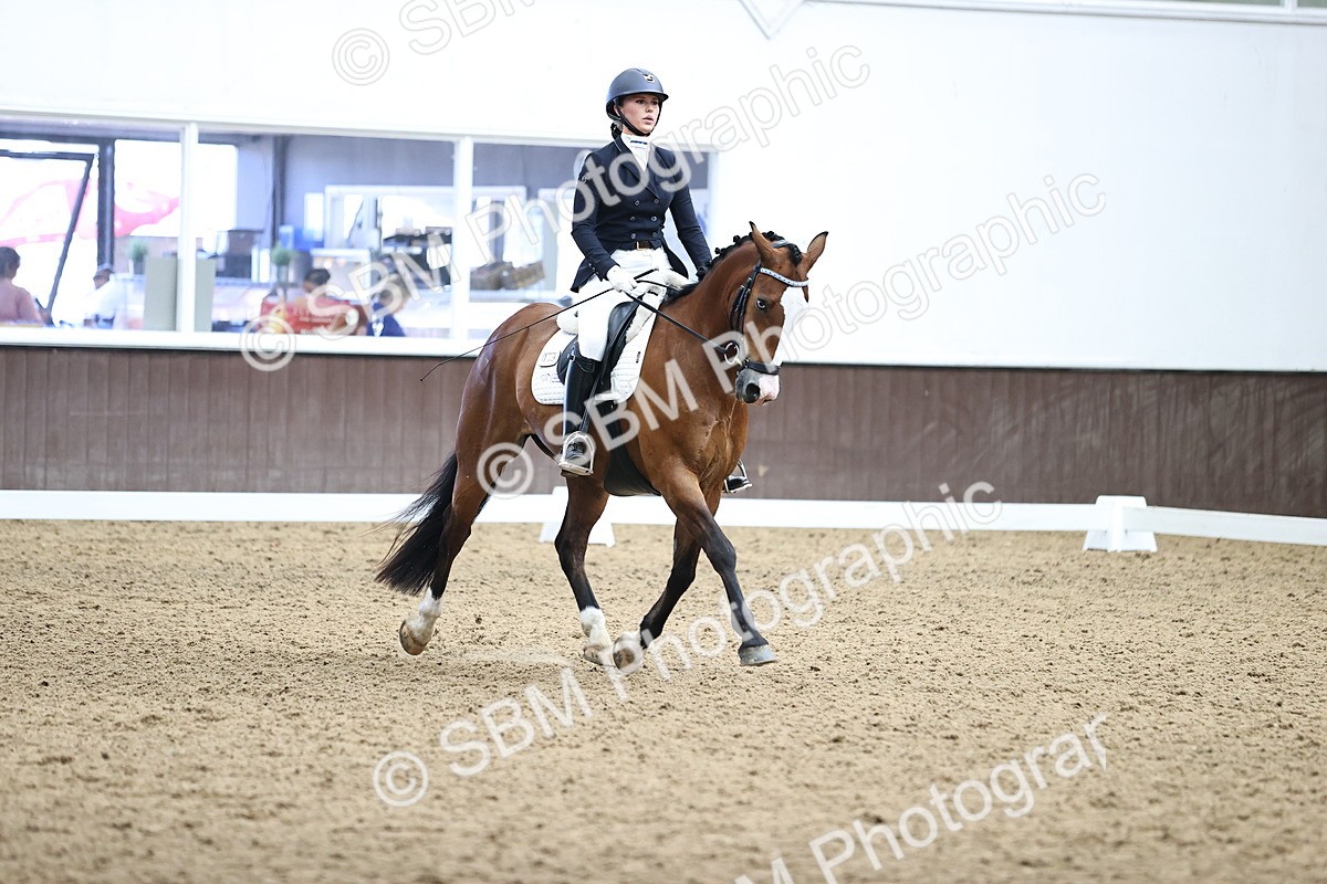 SBM_001860 - Novice 4 - 11.15-13.22
