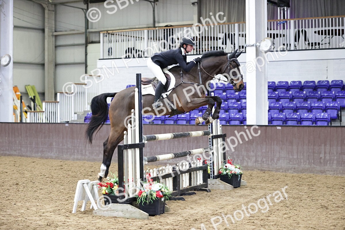 SBM_001507 - Class 4 - Senior Newcomers/ 1.10m Open