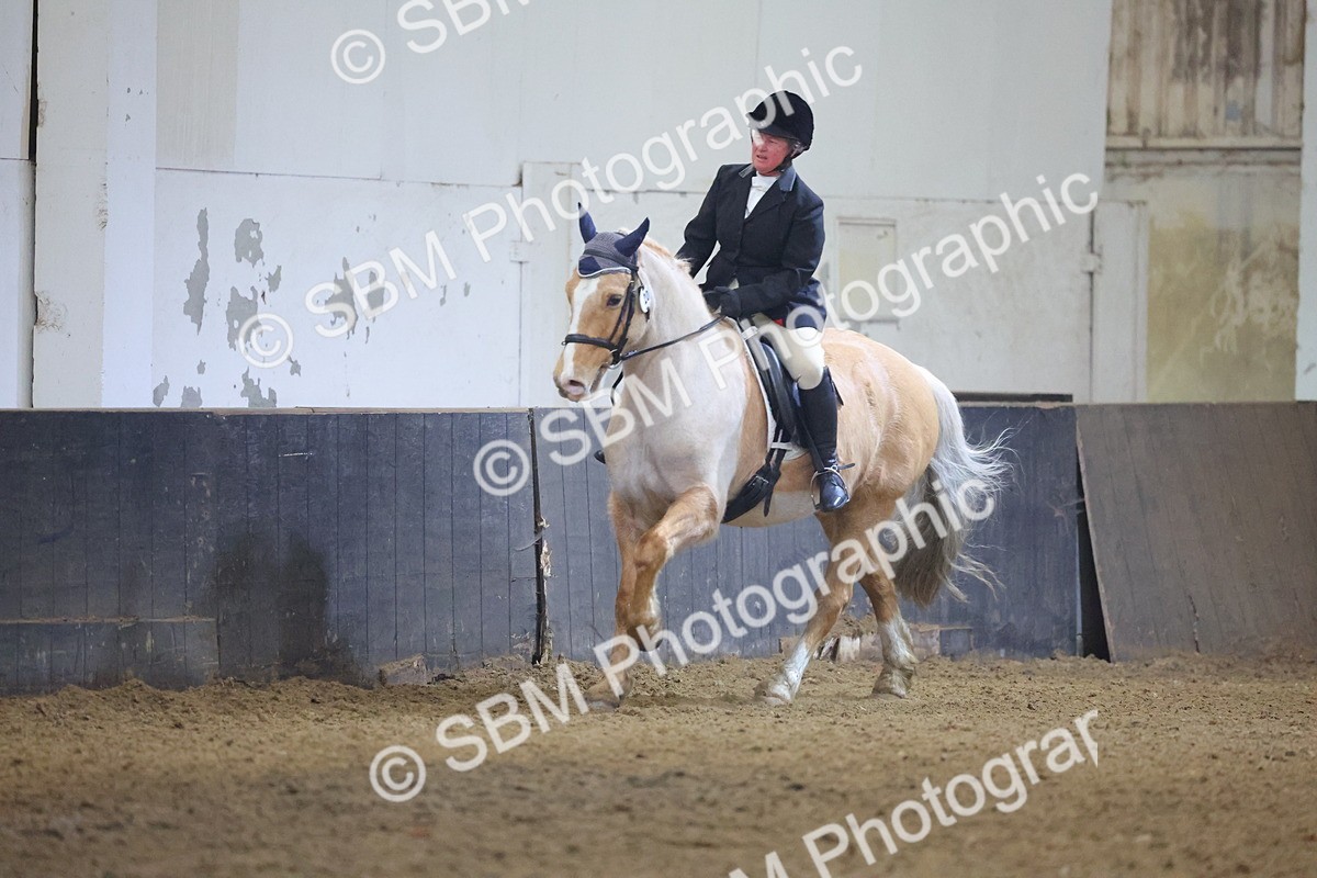 SBM_003120 - Class 9-10 - MQ U21 Open Novice 1