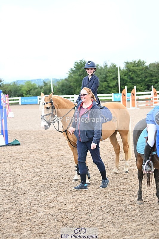 240908A-114336-03454 - Cls 18 A&B Pony Brit Nov & 80 Opern