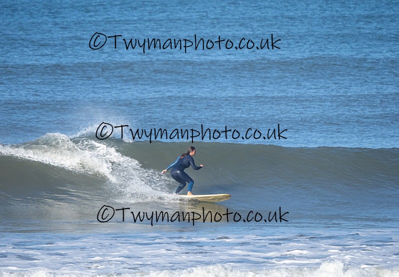 PA263450 - Westward Ho! surfers 26/10