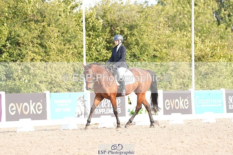 250817-085450-07376 - 146-Jean.BucklandCourt.Esquire