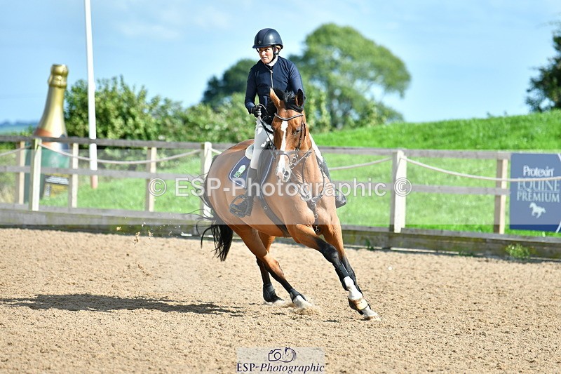 230729A-170645-07674 - Cls 18 National 1.30m