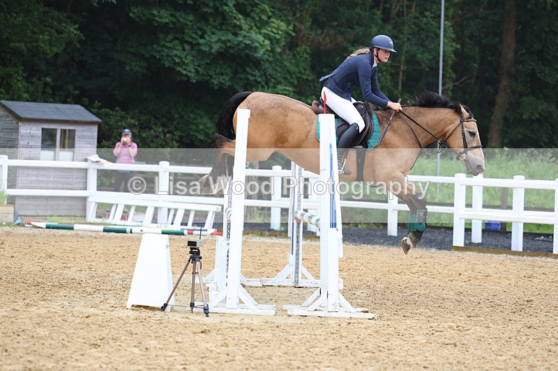 3E7A5288 - Class 4: Senior British Novice/90cm open