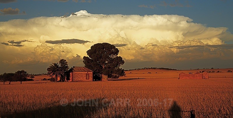 Ruin & Cloud - THE STARS AND STORMY WEATHER PHOTOS