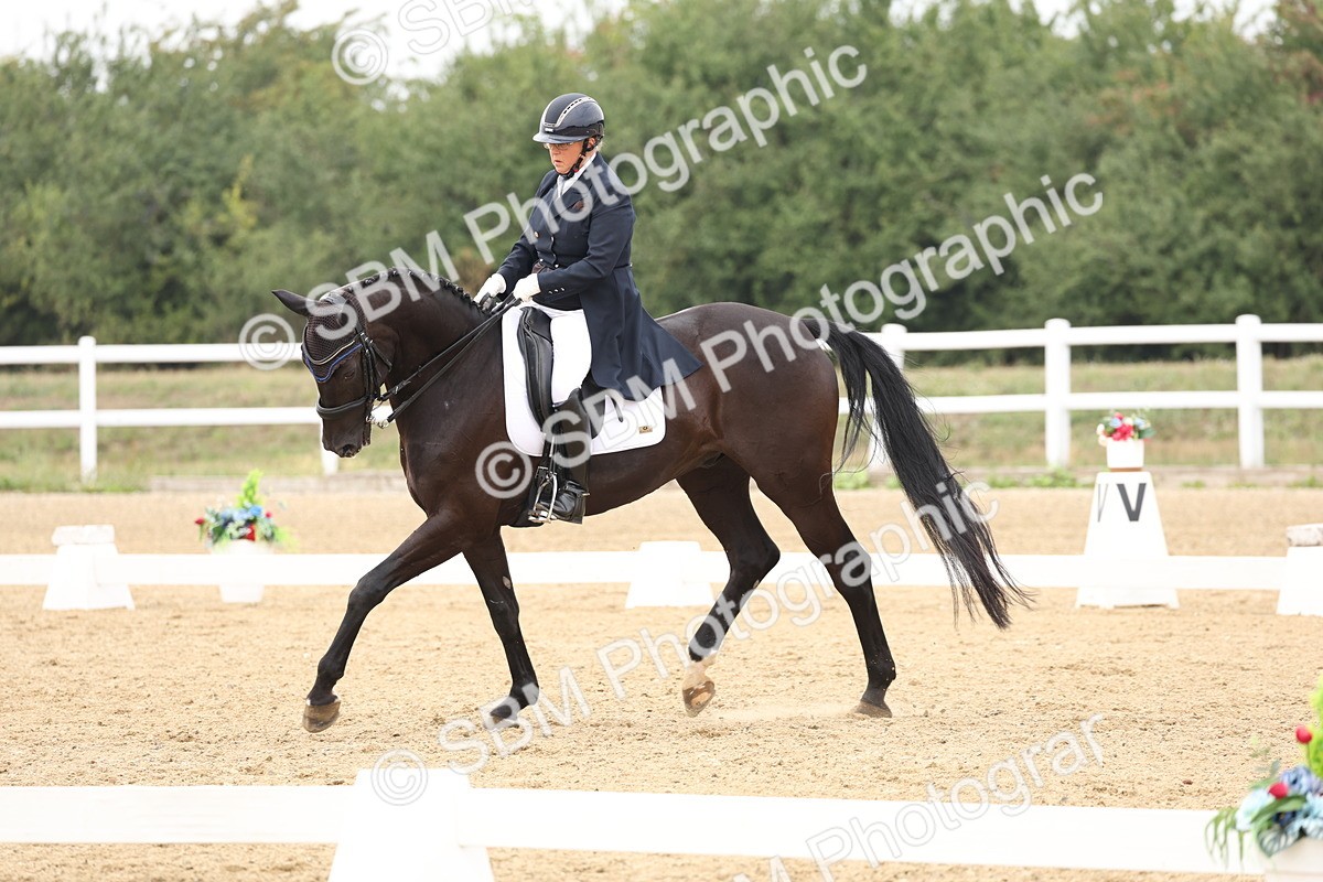 SBM_008109 - Class 10 - FEI INT I - 16.10-16.50