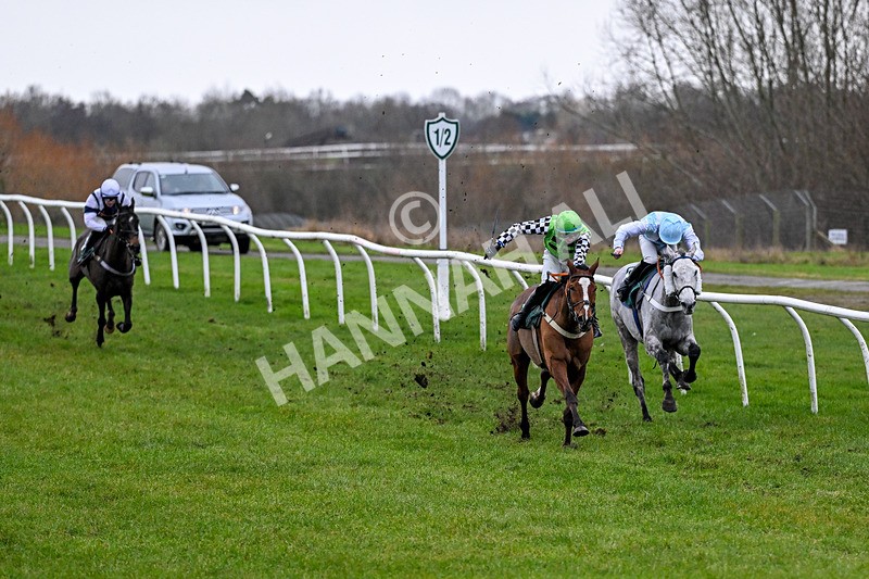 210126-Race 1-Ladronne-3254 - Race 1