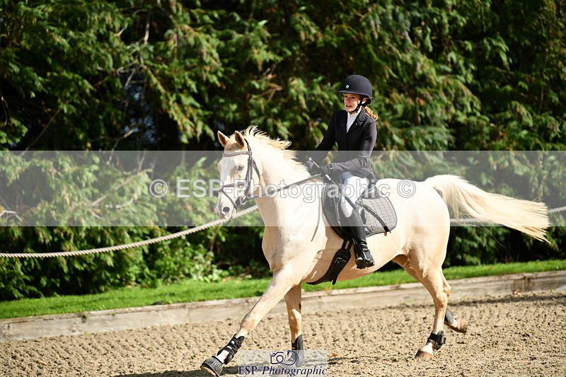 251004A-145850-01609 - Classes 8 & 9 70cm