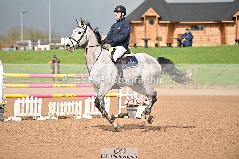 240315A-121351-00850 - Cls 3 Snr Foxhunter