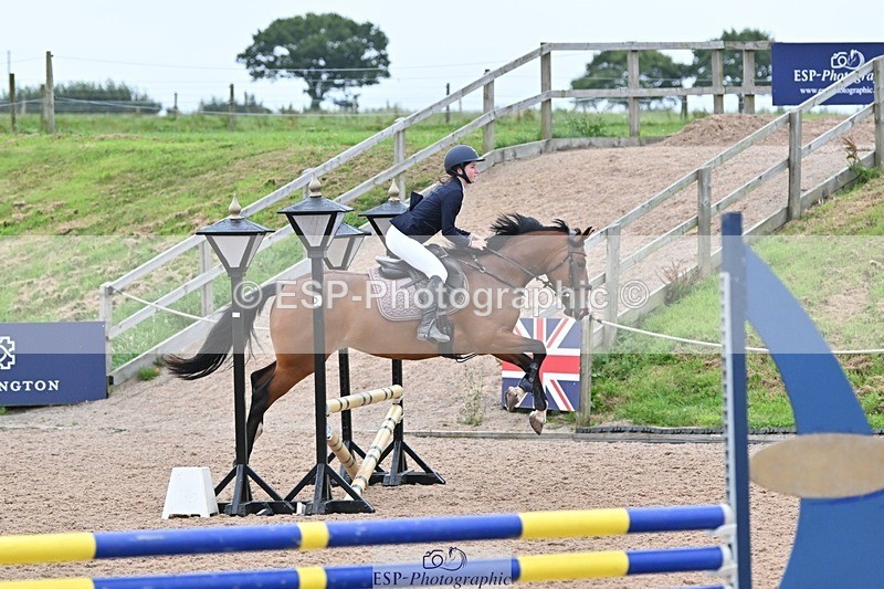 240813-184344-00744 - Classes 5 A&B & 6 80cm