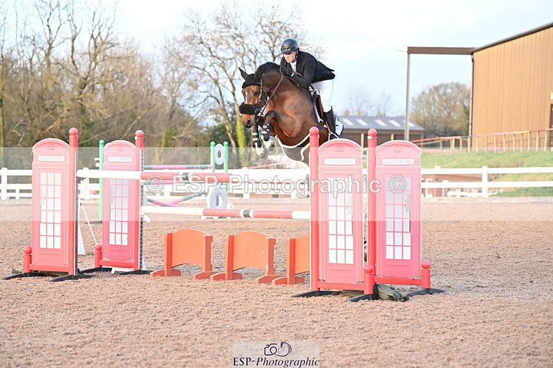 231208A-153446-01298 - Cls 7 National 1.30m & 1.40m