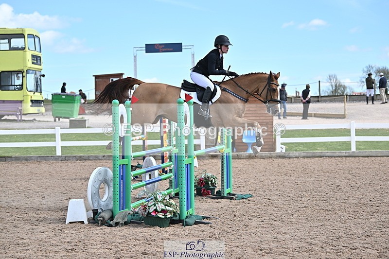 240418A-135138-03622 - Cls 13, 1 Star Bronze Tour 1.10m