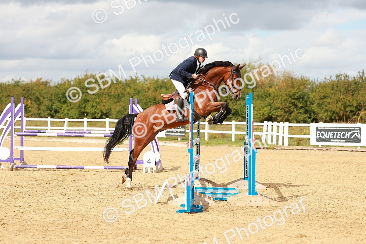 SBM_001361 - Class 4 - Senior Newcomers - 1.10m