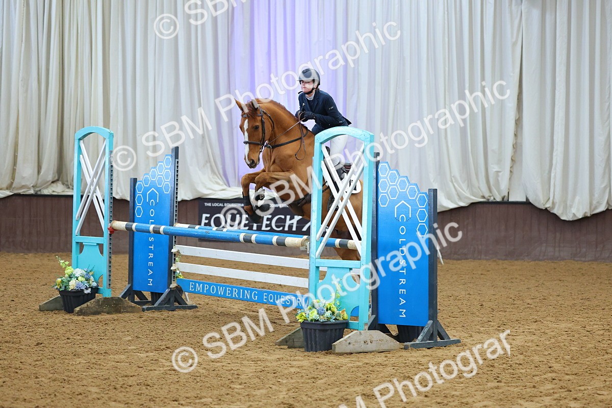 SBM_010705 - Class 23 - Senior Newcomers/ 1.10m Open - First Round (1.10m)