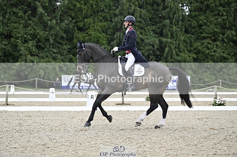 000101-220929-04547 - 401-PLOT_TWIST_B-Tom_Jackson