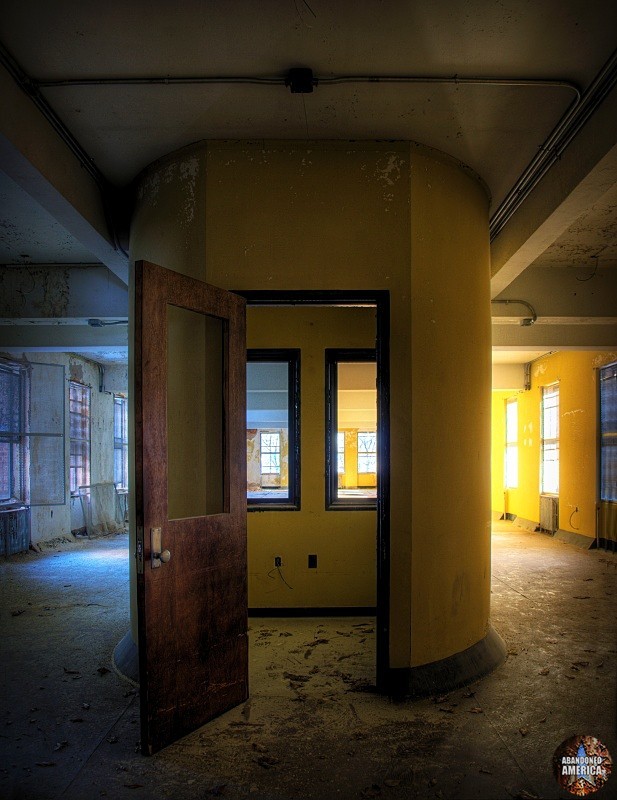 'it gets colder and colder every day', undisclosed state hospital | Abandoned America