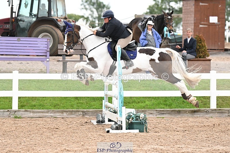 250727-143232-10885 - Cls 35 1.05m Amateur Quali