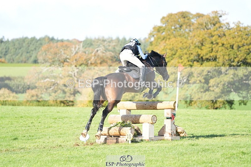 251024A-125230-10847 - B-142-Harry.Hodge