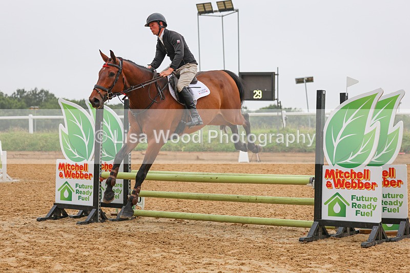 3E7A5055 - Class 3: Senior 80cm