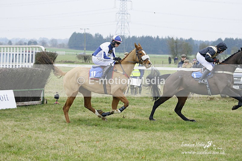 PtP 230122 332 - Cocklebarrow Races - Heythrop Hunt - 23/01/22