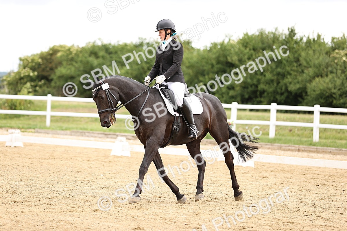 SBM_002040 - Class 2 - Novice 4 - 10.36-11.39
