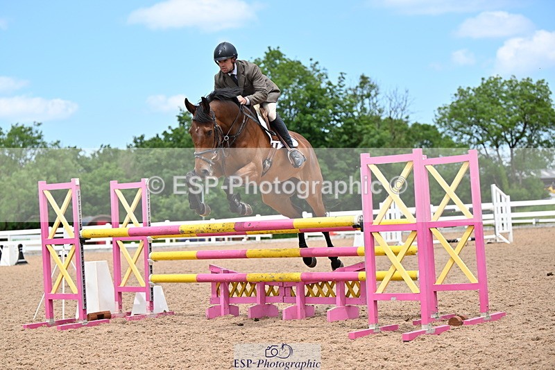 240605A-132308-00532 - Cls 3 Snr 1.05m Open