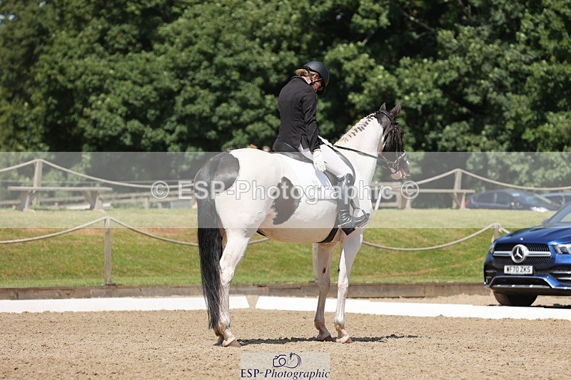 240719-121447-01629 - 123-Michelle_Wallis-Alvescot_Winning_Mood