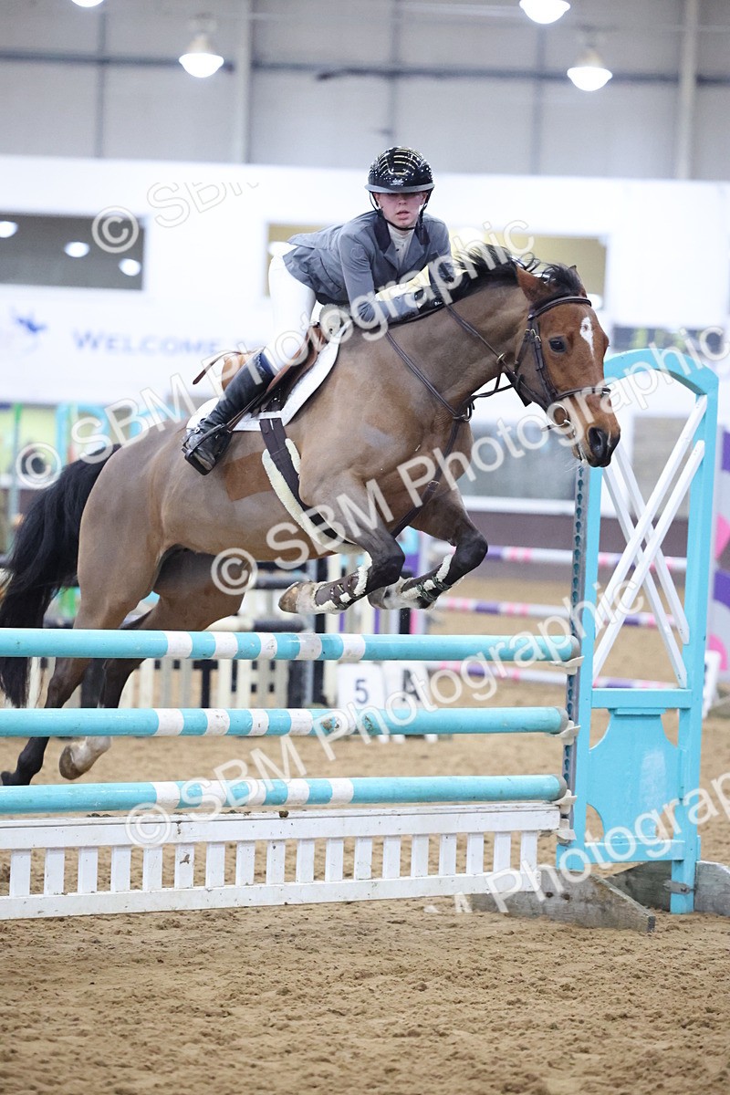 SBM_003165 - Class 11 - Blue Chip Pony Newcomers - 1.00m Open