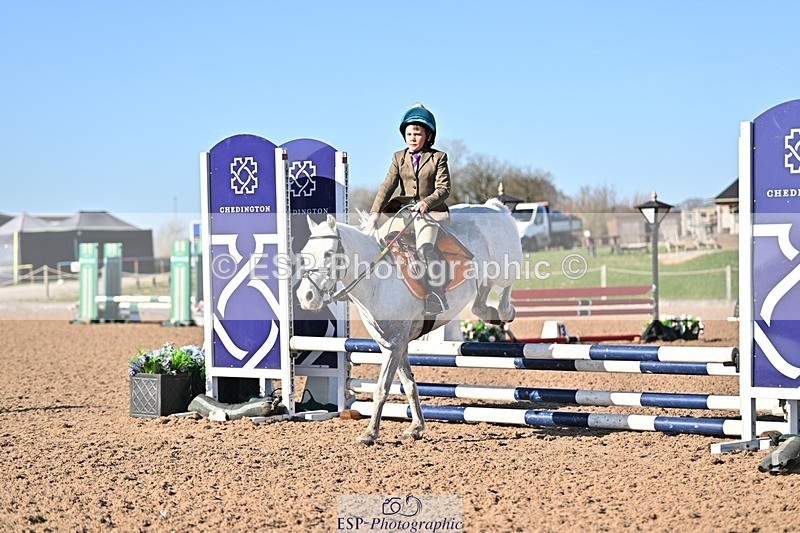 250401-164545-00218 - 60cm classes