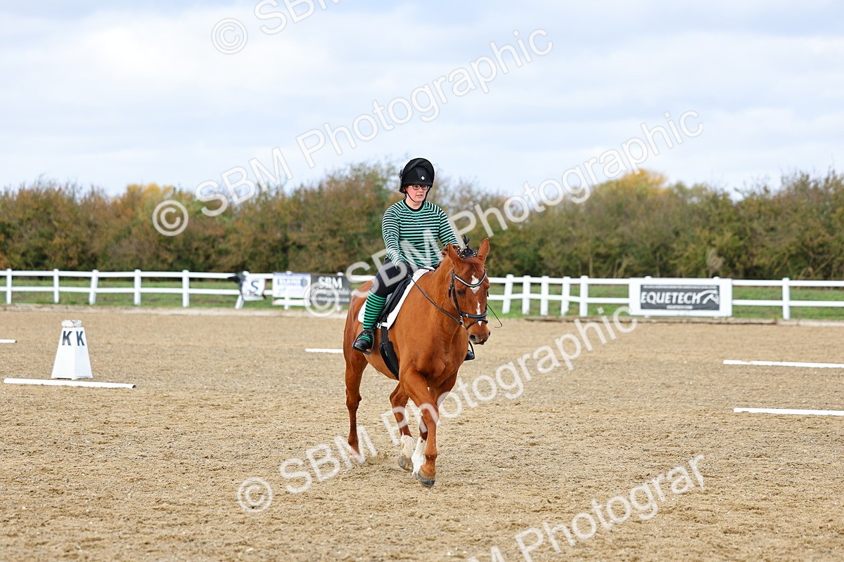 SBM_002619 - Class 8-11 - Novice 1-E1