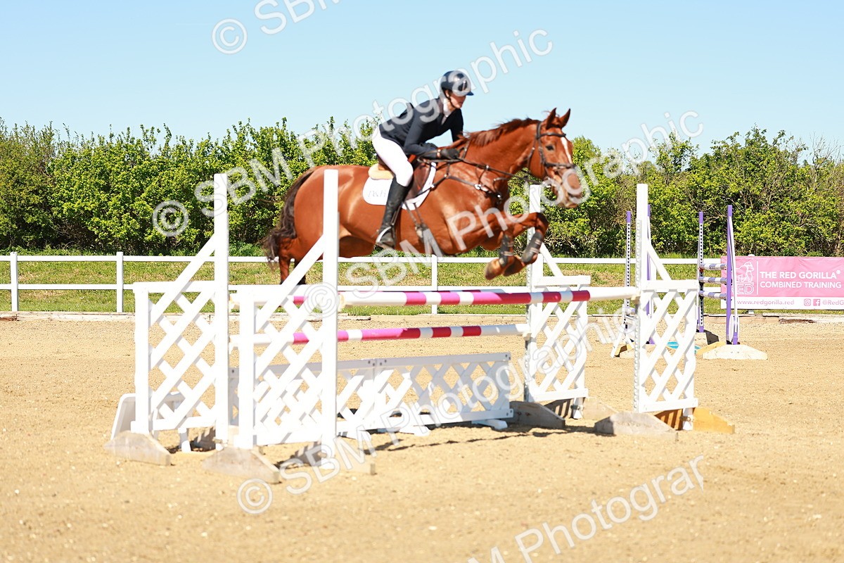 SBM_001654 - Class 5 - Senior Foxhunter - 1.20m