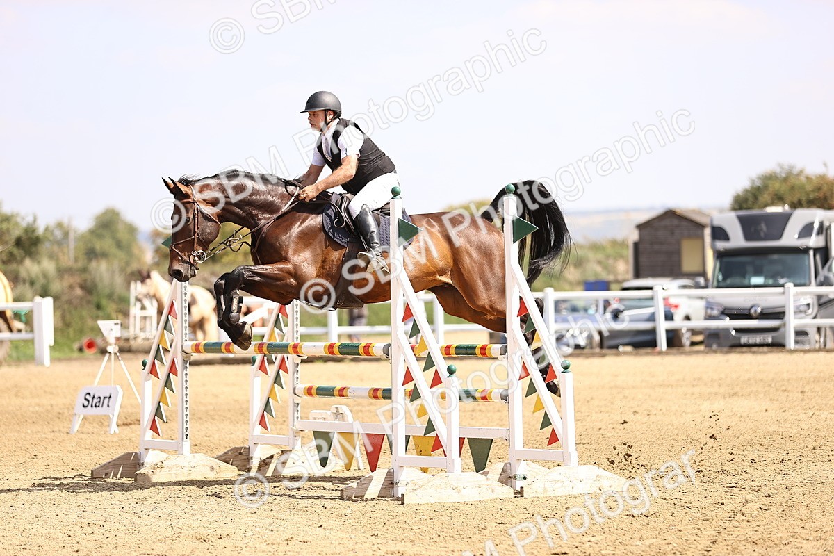 SBM_006698 - Class 12 - Amateur Championship Qualifier 1.05m