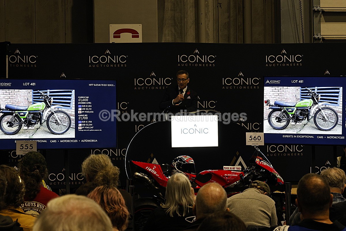 _MGL4096 - Classic Car Show NEC 2025