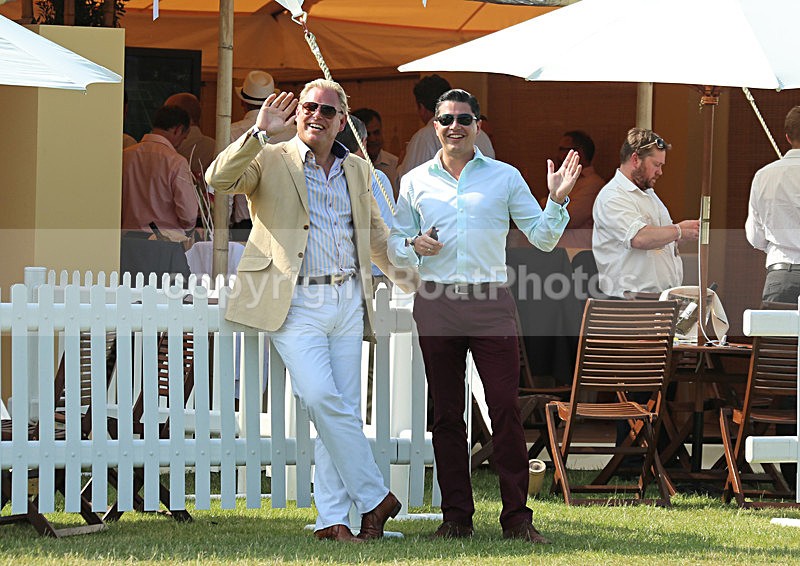 130705 SPECTATORS WT7A0367 - HENLEY ROYAL REGATTA - Friday 5th July 2013