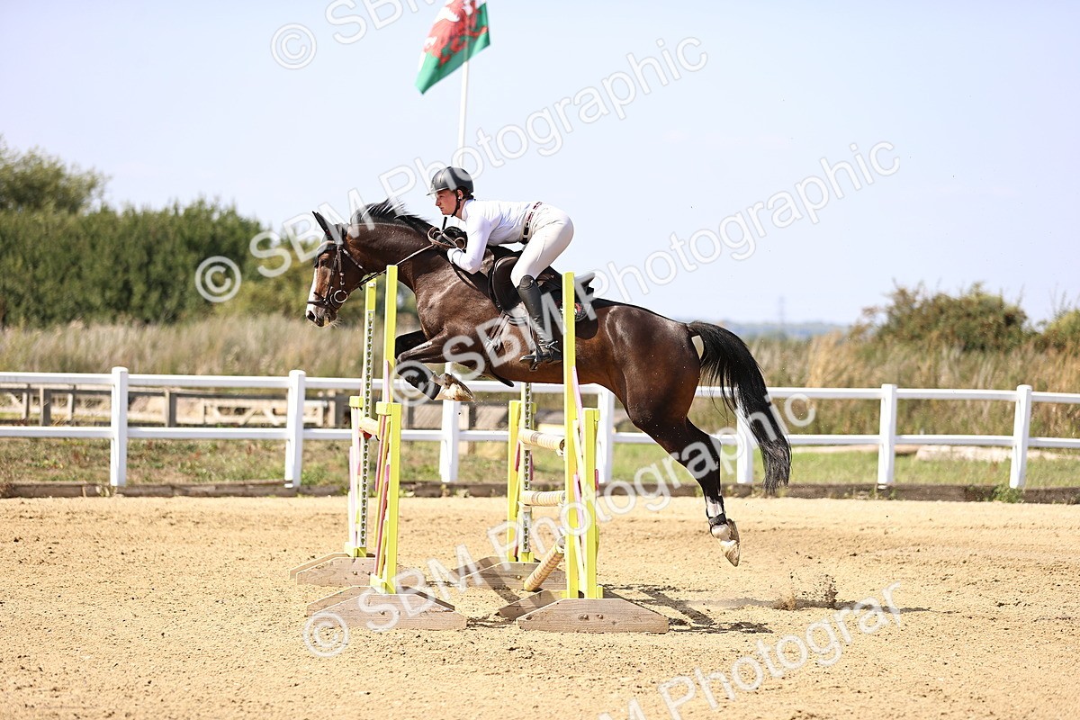 SBM_006798 - Class 13 - Senior Newcomers - 1.10m