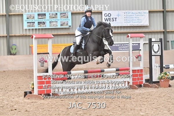 JAC_7530 - Class 3 Arena Eventing BE70 0.70m