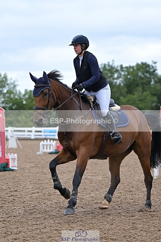 240925A-102051-00046 - Clear Round